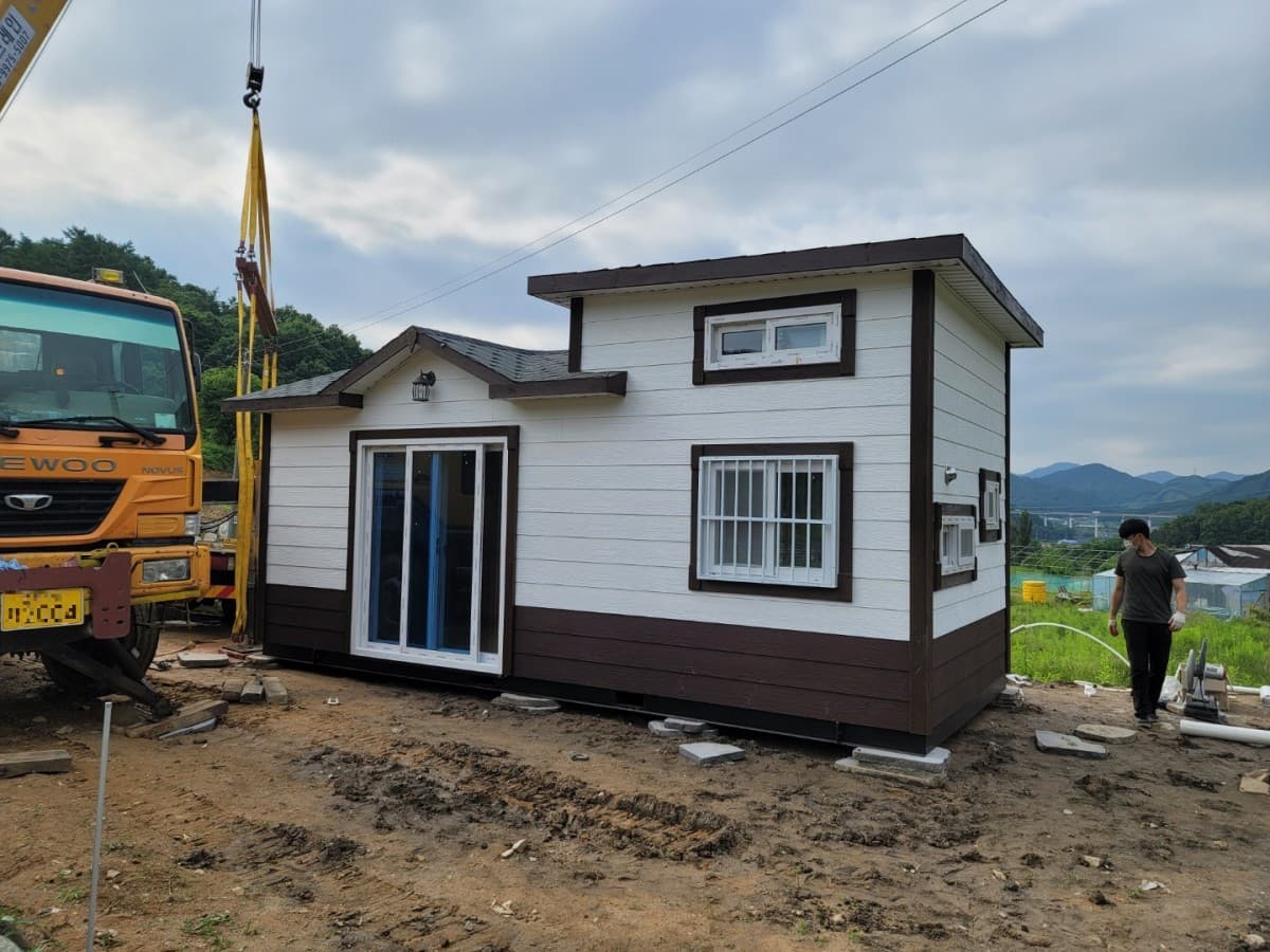 충북 충주 3x6.6 복층 이동식 주택 출고 이미지 3