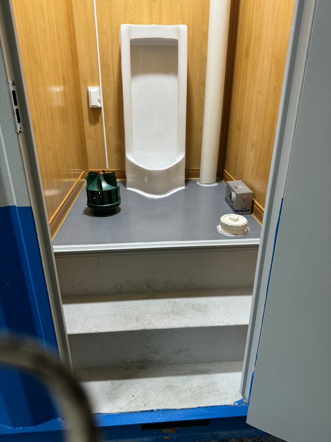 [충남 논산]이동식 컨테이너화장실 임대 설치 사례 출고 이미지 5